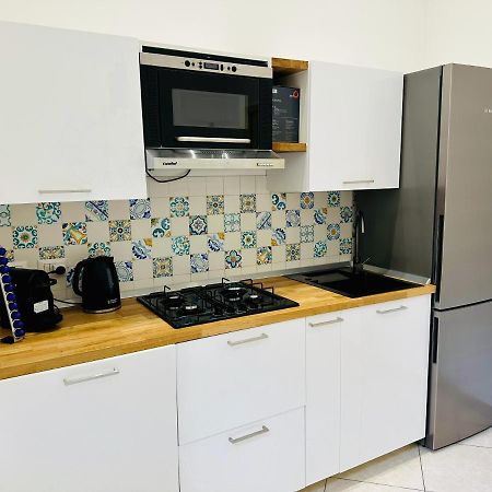 Garibaldi 118 Luxury Apartment Naples Extérieur photo